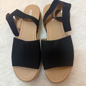 Soda Black and Tan Women's Sandals